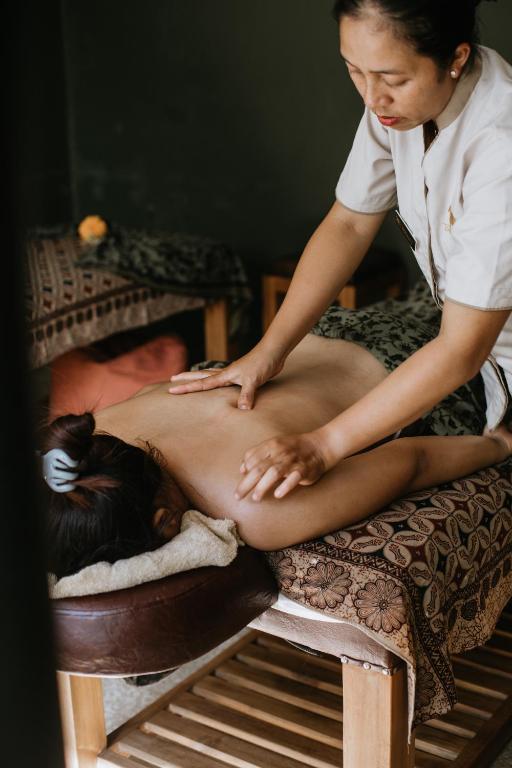 Balinesse Traditional Massage